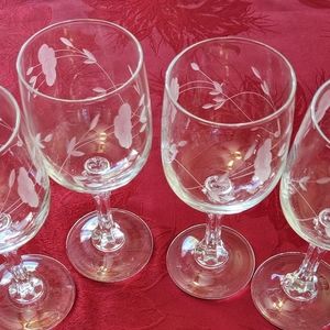 PRINCESS HOUSE CRYSTAL WINE / WATER GLASSES IN THE HERITAGE PATTERN.